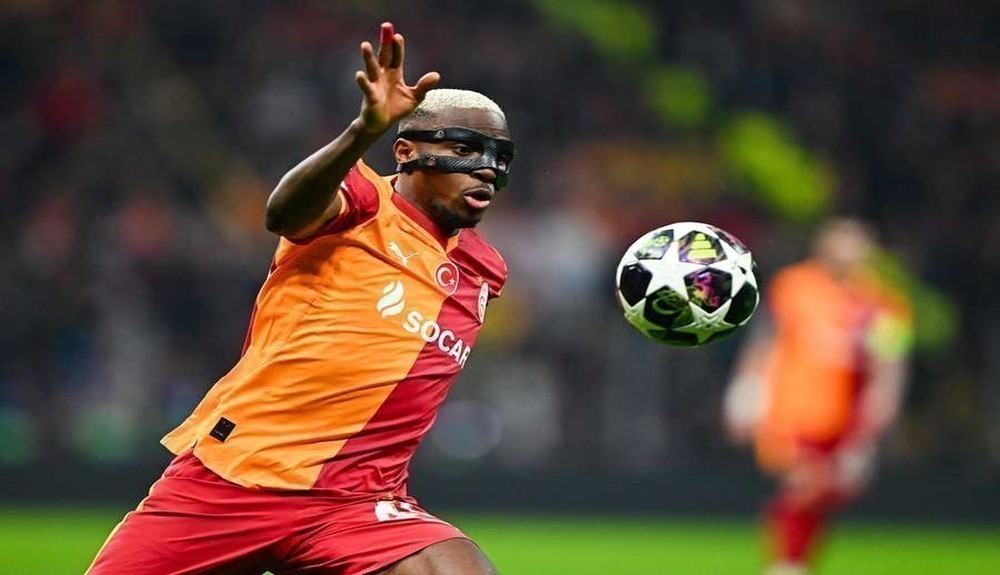 Osimhen Clears Air on Future After Chelle Sparks Transfer Rumours