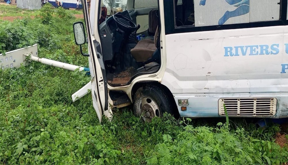 Rivers United Players, Officials Injured in Road Accident En Route to Federation Cup Clash