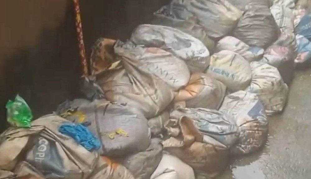 Abia Seals Aba Residence After Discovery of Human Waste Stored Indoors